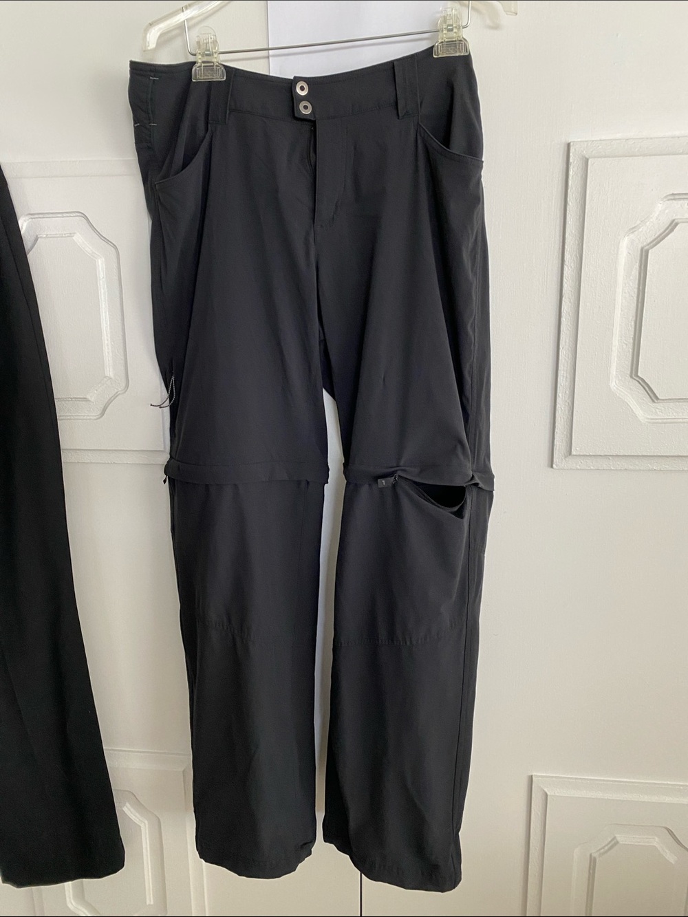 Columbia Black Omni-Shield Safari Pants unzip for Shorts